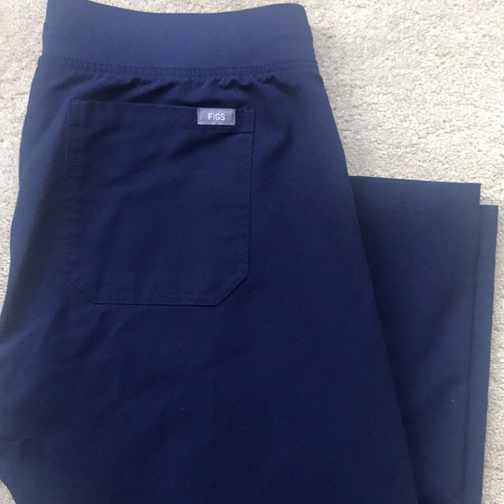 Figs basic scrub pants like new!